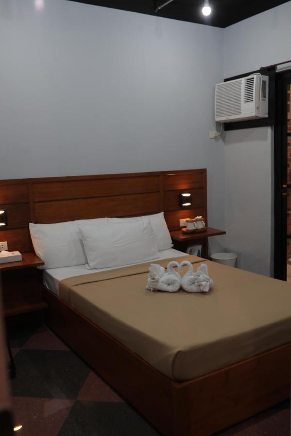 Cerca Hotel Balabag (Boracay) Exterior foto